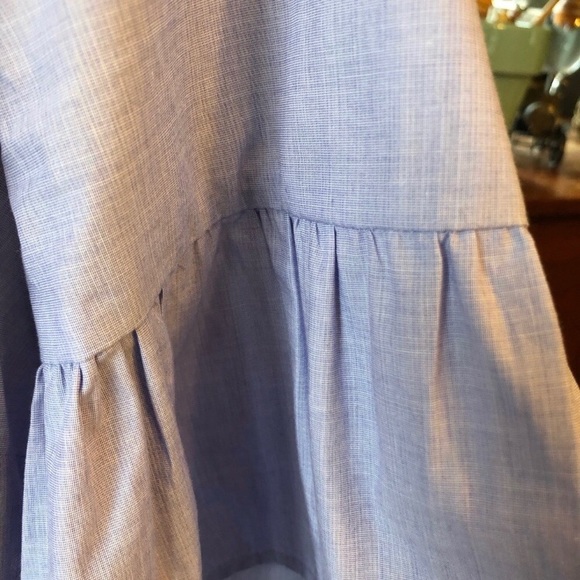 🌻 J Crew Button Back Bell Sleeve Top Size 2 Blue - Picture 4 of 7